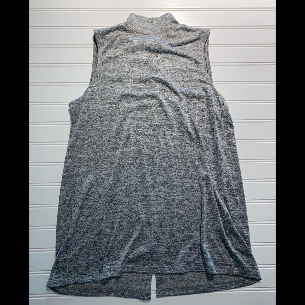 Gap Gray Sleeveless Tank Top High Neck Open Back Shirt Loose Size Small Marled
